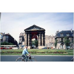 Place de La Victoire 3.jpg